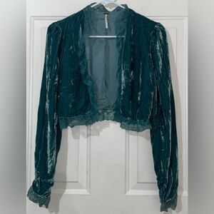 Free People light aqua velvet cropped jacket. Small